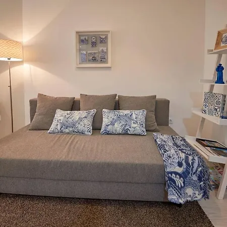 Charming In Adamastor Lisbon! Perfect Location - Super But Calm! 아파트 *