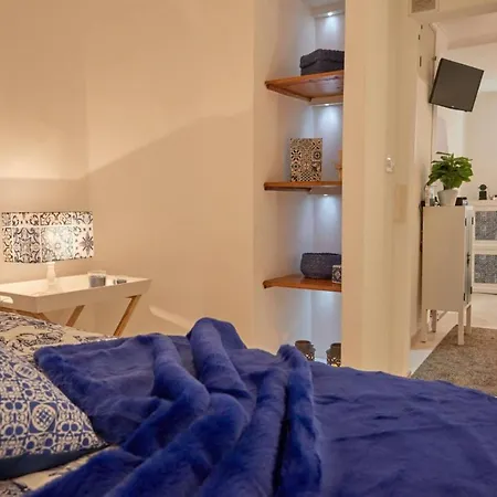 Charming In Adamastor Lisbon! Perfect Location - Super But Calm!